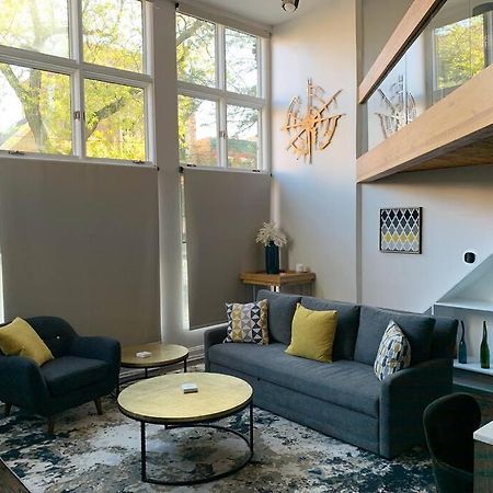 Lincoln Park Light-Filled Loft Apartment Чикаго Екстериор снимка